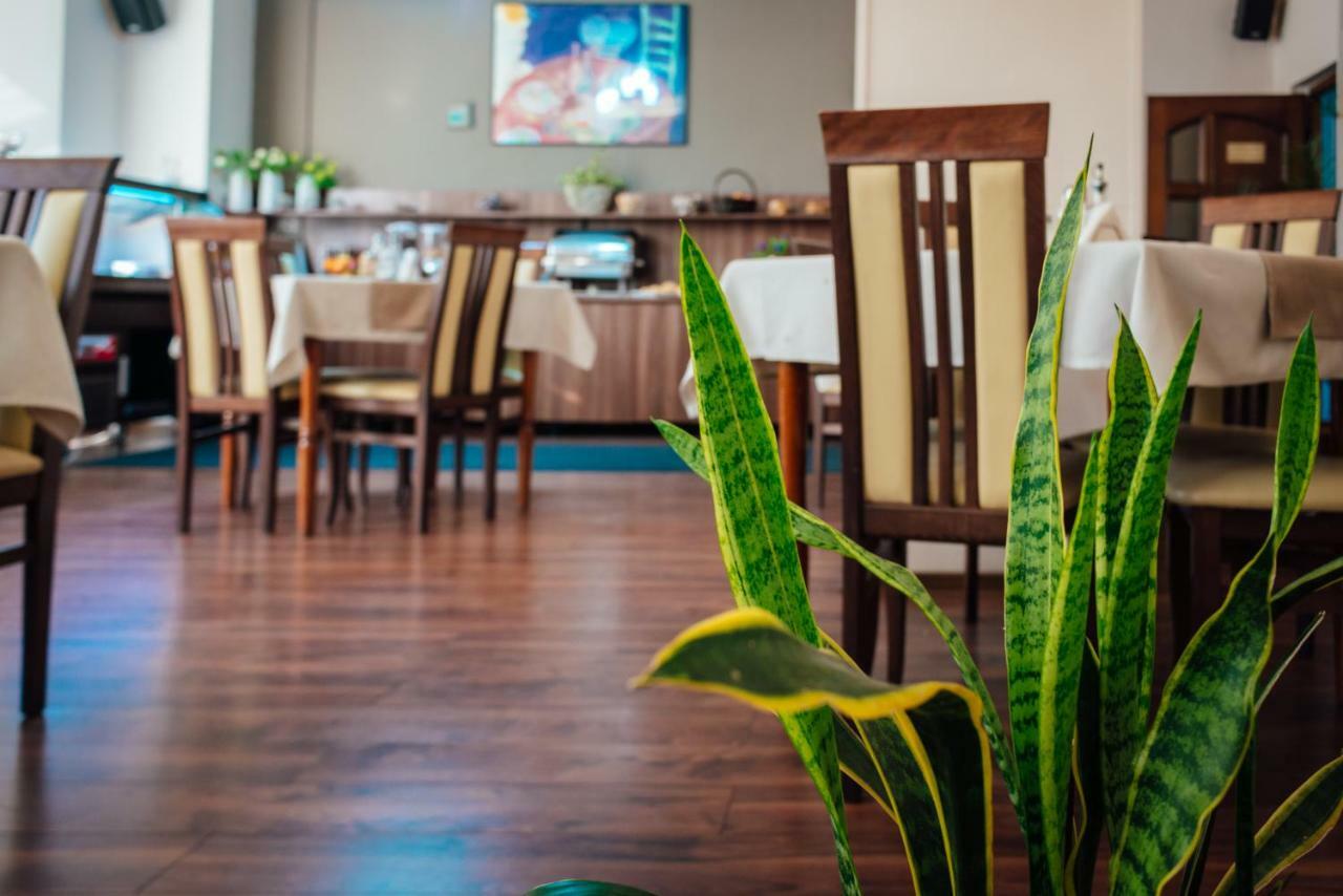 Hotel Onix Cluj-Napoca Luaran gambar