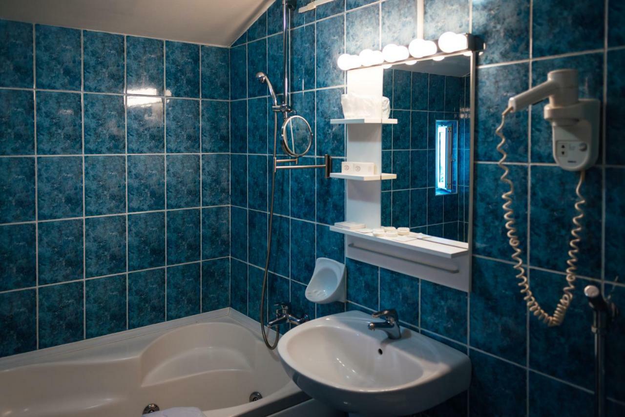 Hotel Onix Cluj-Napoca Luaran gambar